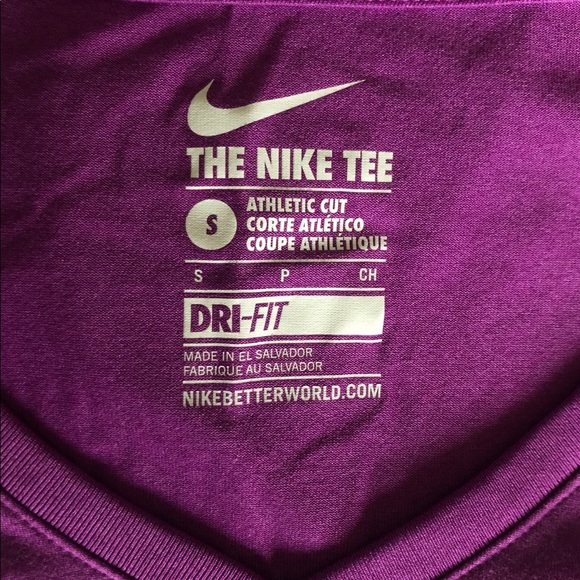 Nike workout t-shirt - Picture 6 of 6